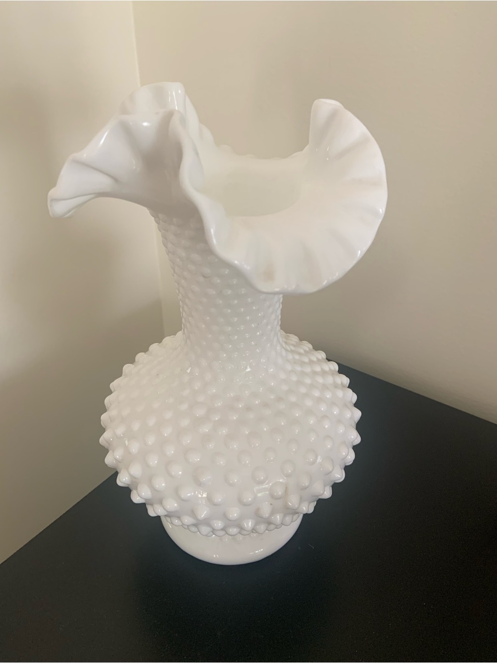 VTG Fenton hobnail vase